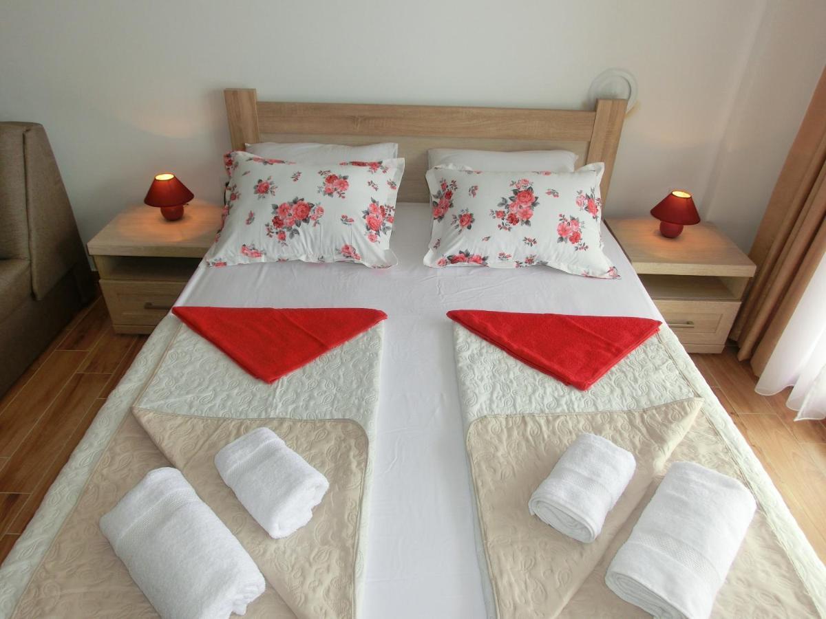 Villa Slovenika Budva Ngoại thất bức ảnh