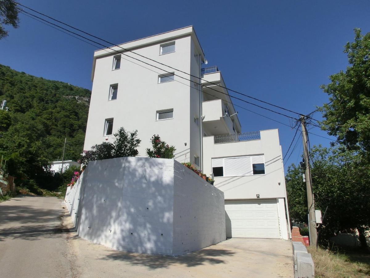 Villa Slovenika Budva Ngoại thất bức ảnh